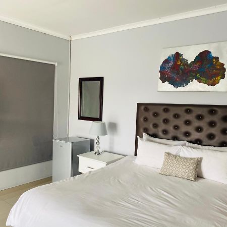 Infinity Bnb Gaborone Eksteriør billede