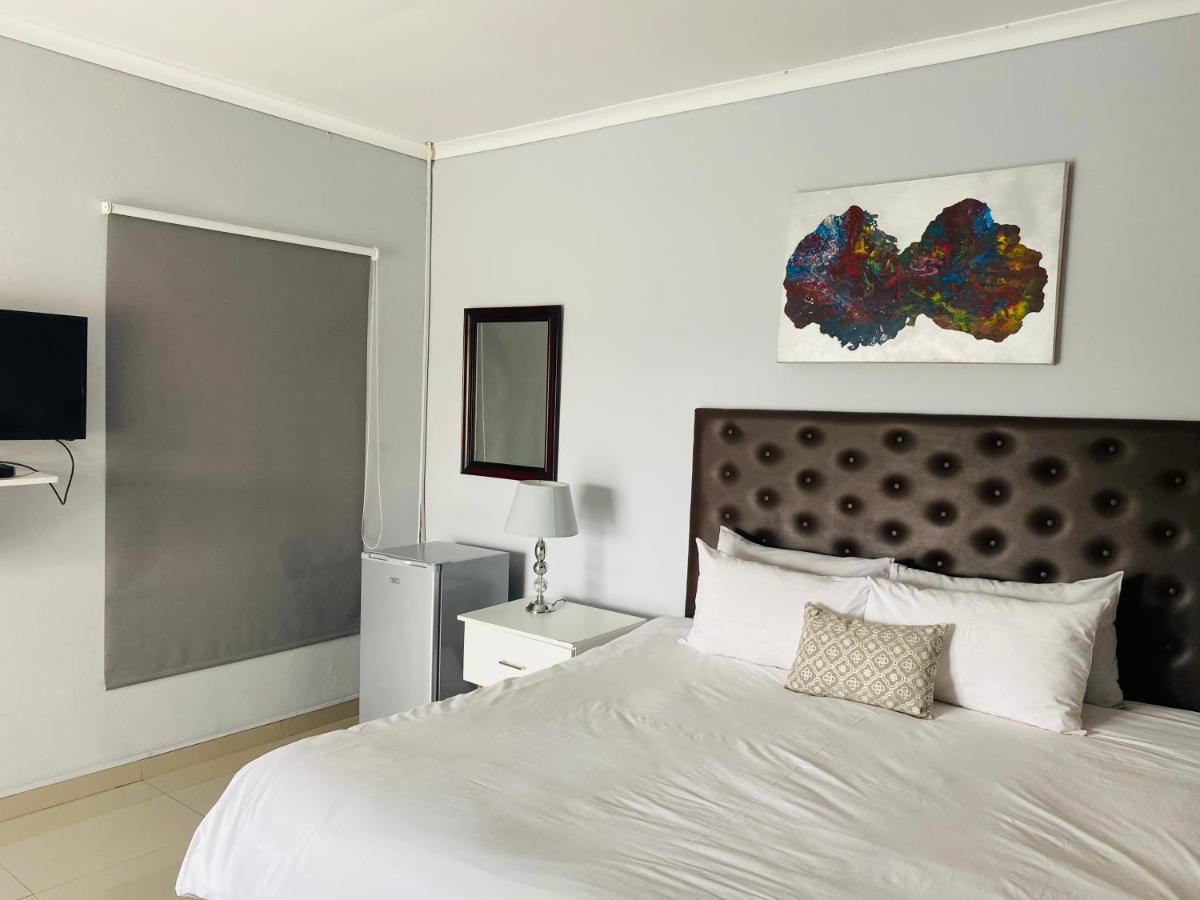 Infinity Bnb Gaborone Eksteriør billede