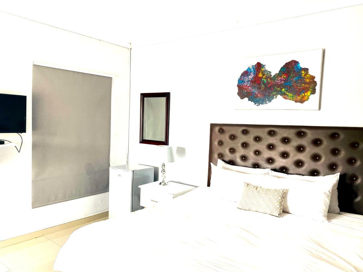 Infinity Bnb Gaborone Eksteriør billede